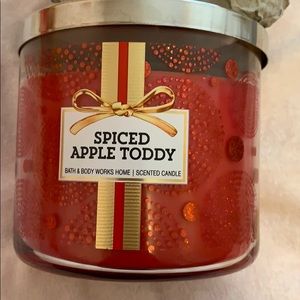 Bath & Body Works Spiced Apple Toddy ScentedCandle